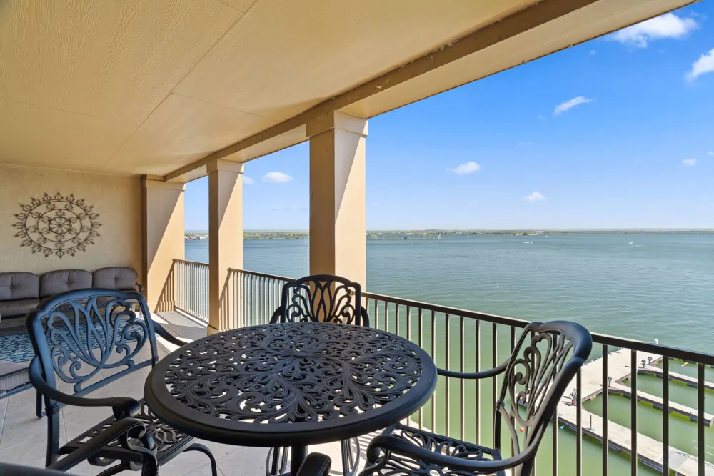 1001 The Cape #44 Horseshoe Bay, TX 78657