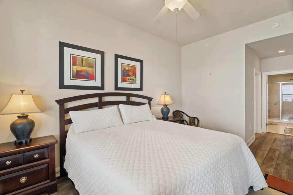1001 The Cape #44 Horseshoe Bay, TX 78657