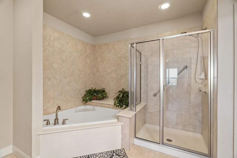 1001 The Cape #44 Horseshoe Bay, TX 78657