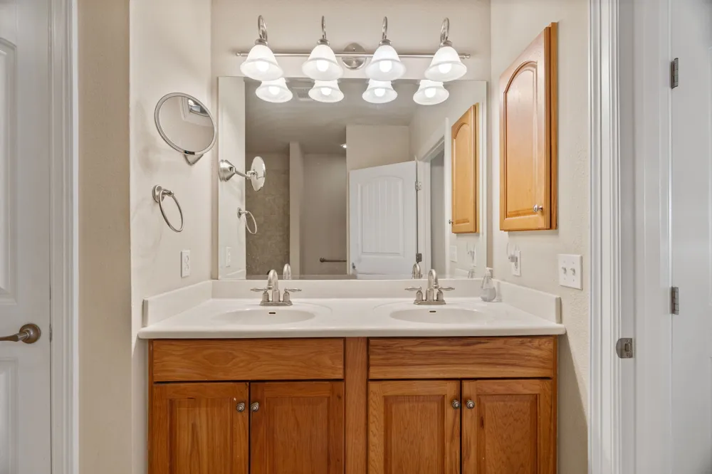 1001 The Cape #44 Horseshoe Bay, TX 78657