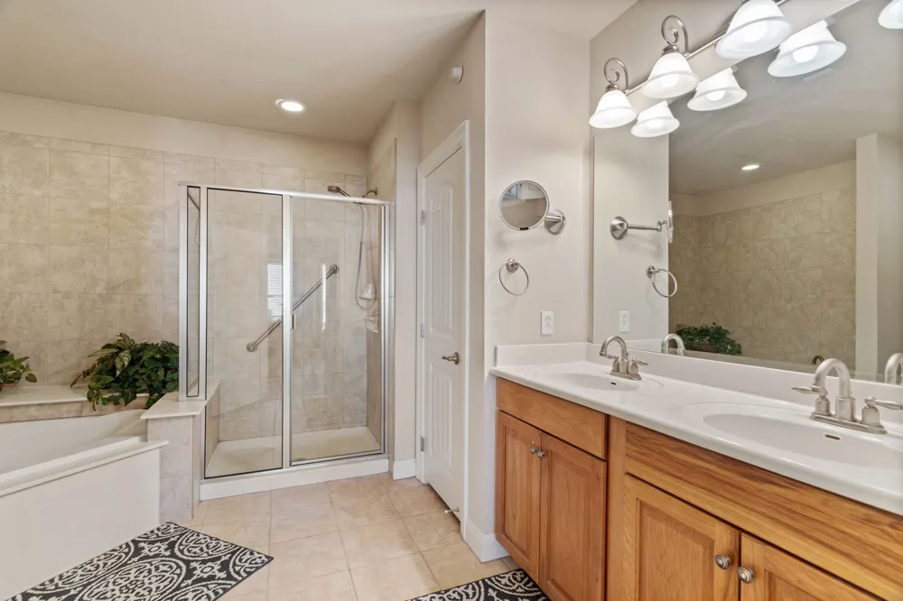 1001 The Cape #44 Horseshoe Bay, TX 78657