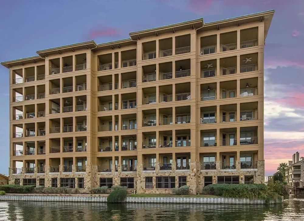 1001 The Cape #44 Horseshoe Bay, TX 78657