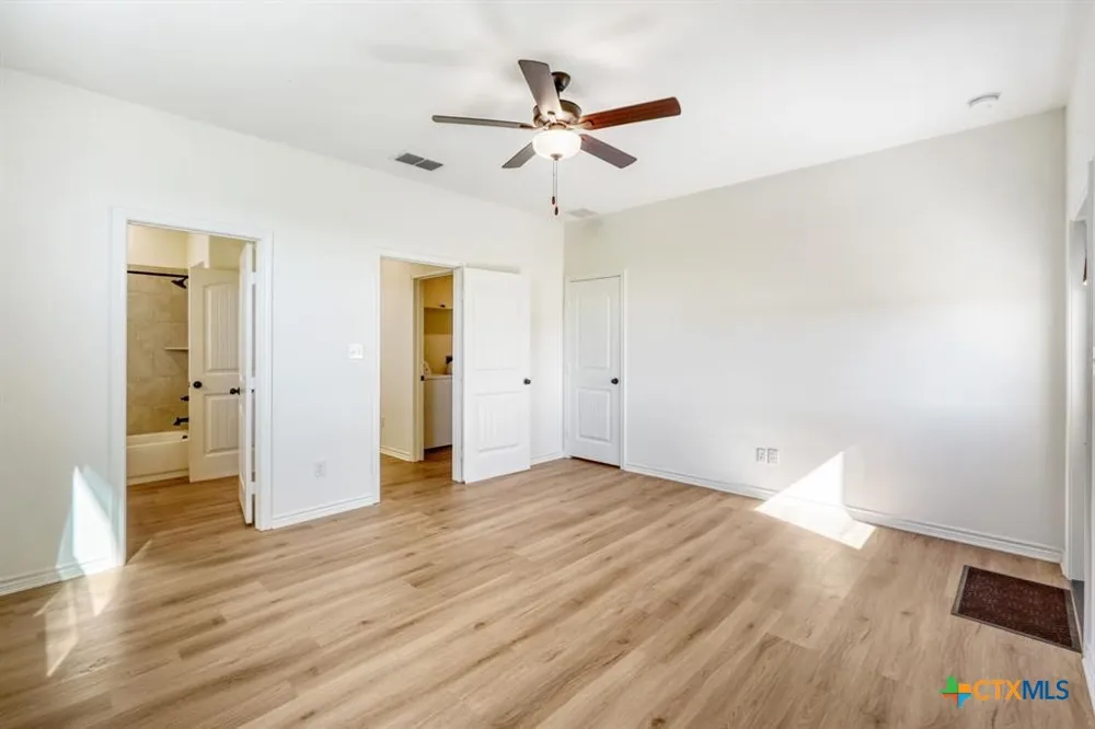 1642 Scull Road San Marcos, TX 78666