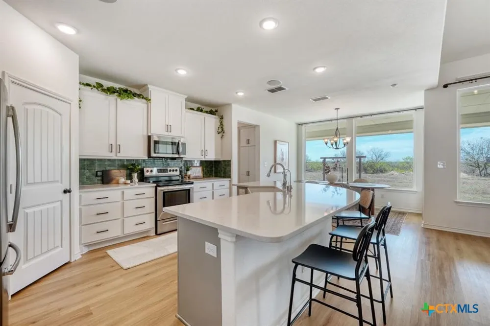 1642 Scull Road San Marcos, TX 78666