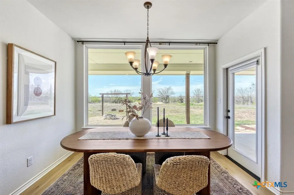 1642 Scull Road San Marcos, TX 78666