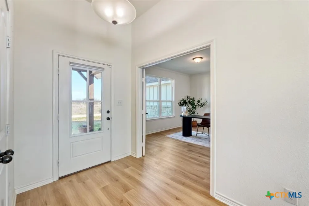 1642 Scull Road San Marcos, TX 78666