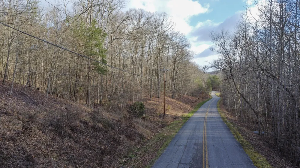 434 Hidden Oaks Road Rockwood, TN 37854