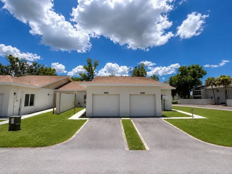 1411 OAK PL #B