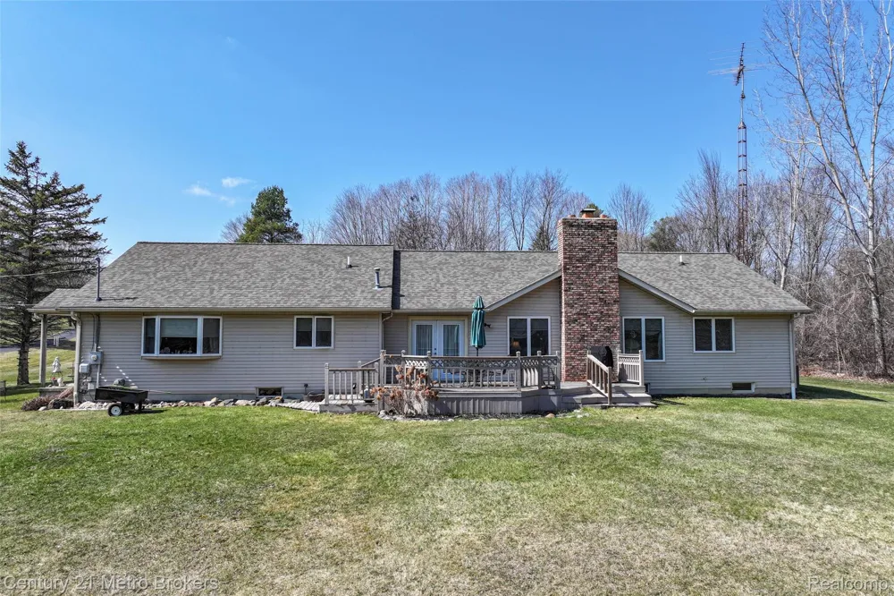 5464 Seymour Road Flushing Charter Township, MI 48433