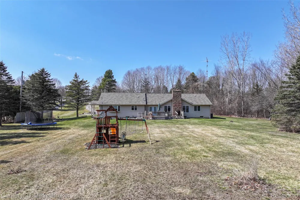 5464 Seymour Road Flushing Charter Township, MI 48433