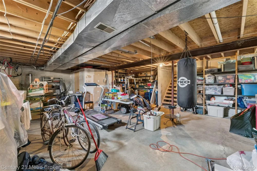 5464 Seymour Road Flushing Charter Township, MI 48433