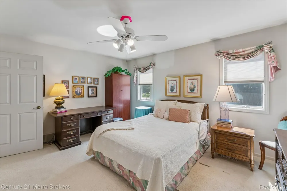 5464 Seymour Road Flushing Charter Township, MI 48433