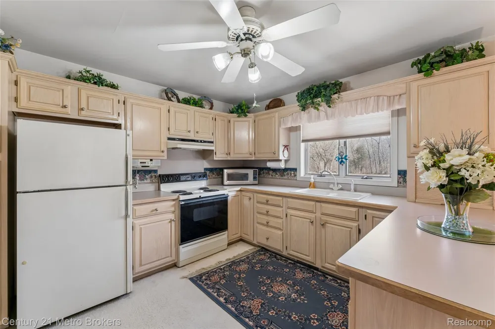 5464 Seymour Road Flushing Charter Township, MI 48433