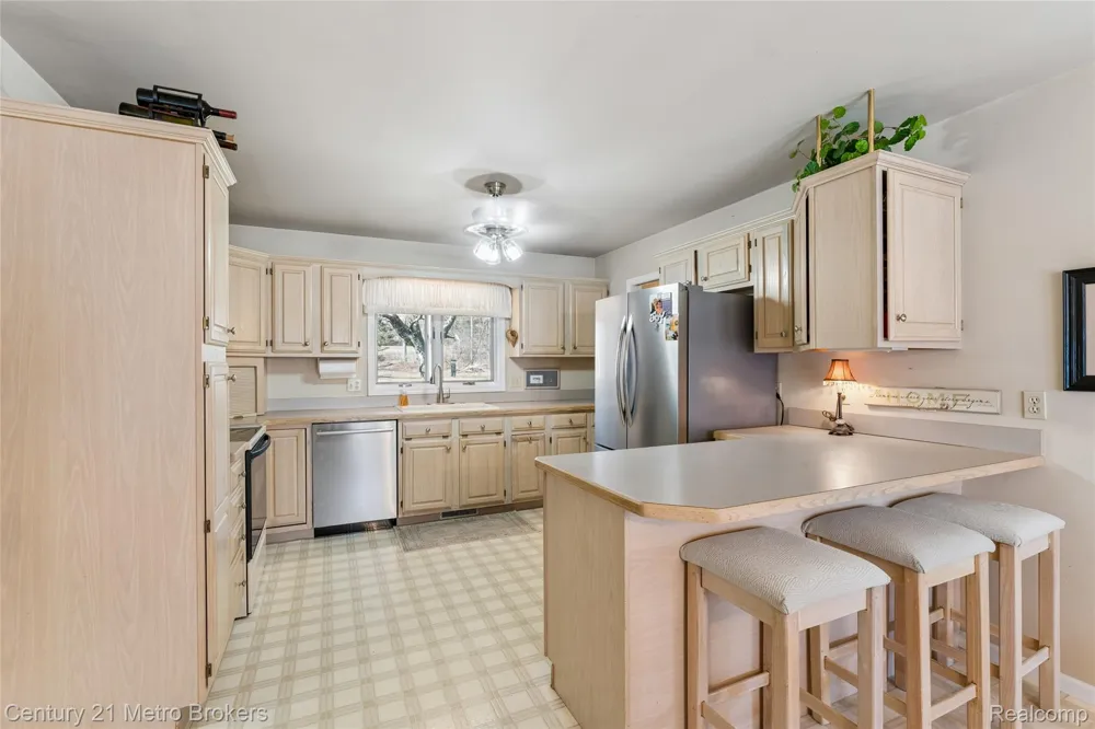 5464 Seymour Road Flushing Charter Township, MI 48433