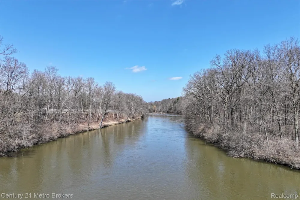 5464 Seymour Road Flushing Charter Township, MI 48433