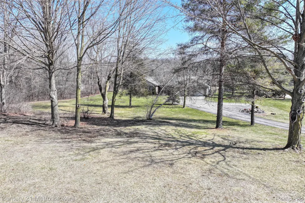 5464 Seymour Road Flushing Charter Township, MI 48433