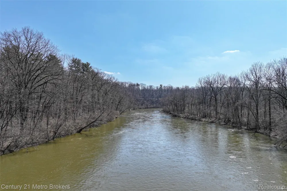 5464 Seymour Road Flushing Charter Township, MI 48433