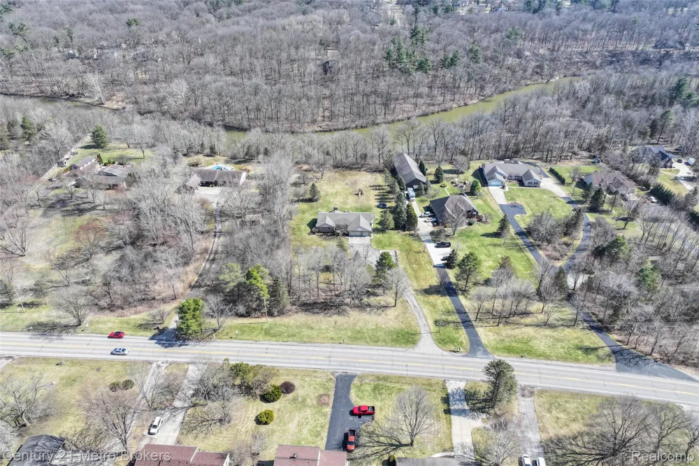 5464 Seymour Road Flushing Charter Township, MI 48433