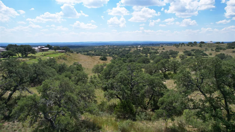 75 Summit Ledge Drive Johnson City, TX 78636