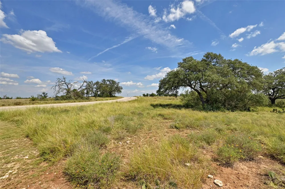 75 Summit Ledge Drive Johnson City, TX 78636