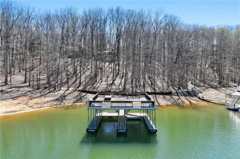 6855 Hardwood Trail