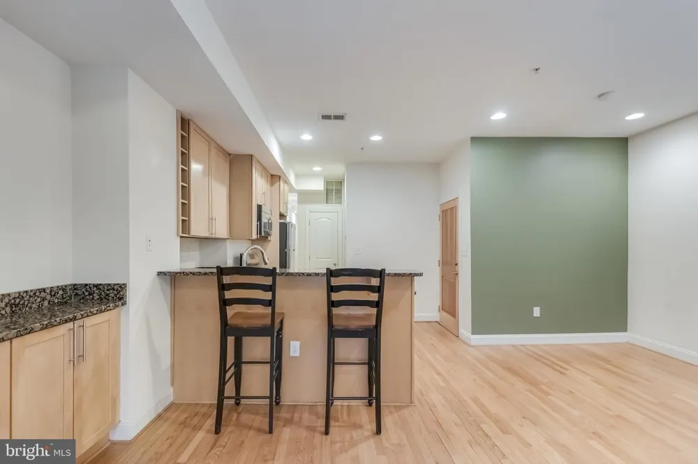 2307 18TH STREET NW Washington, DC 20009