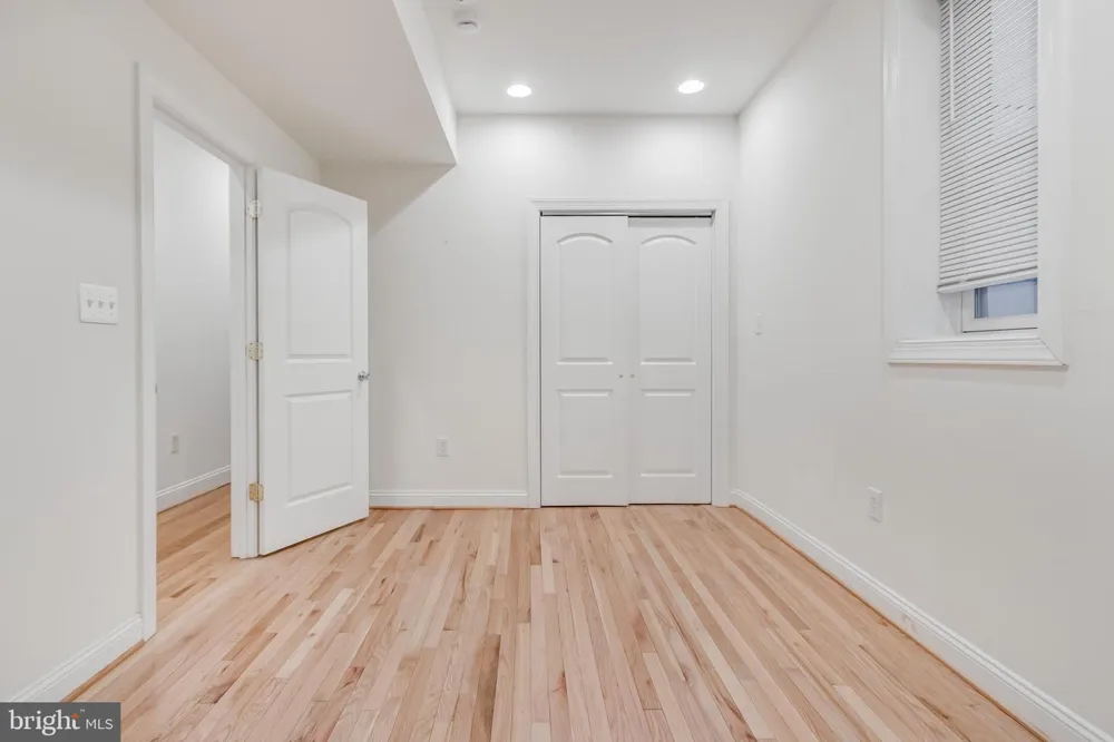 2307 18TH STREET NW Washington, DC 20009
