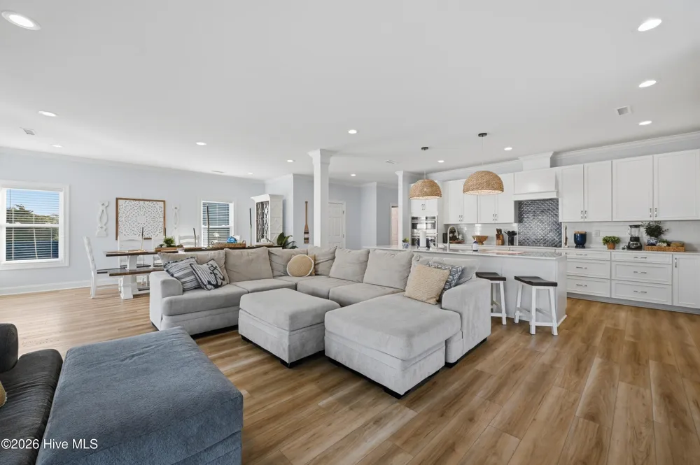 1617 S Shore Drive Surf City, NC 28445