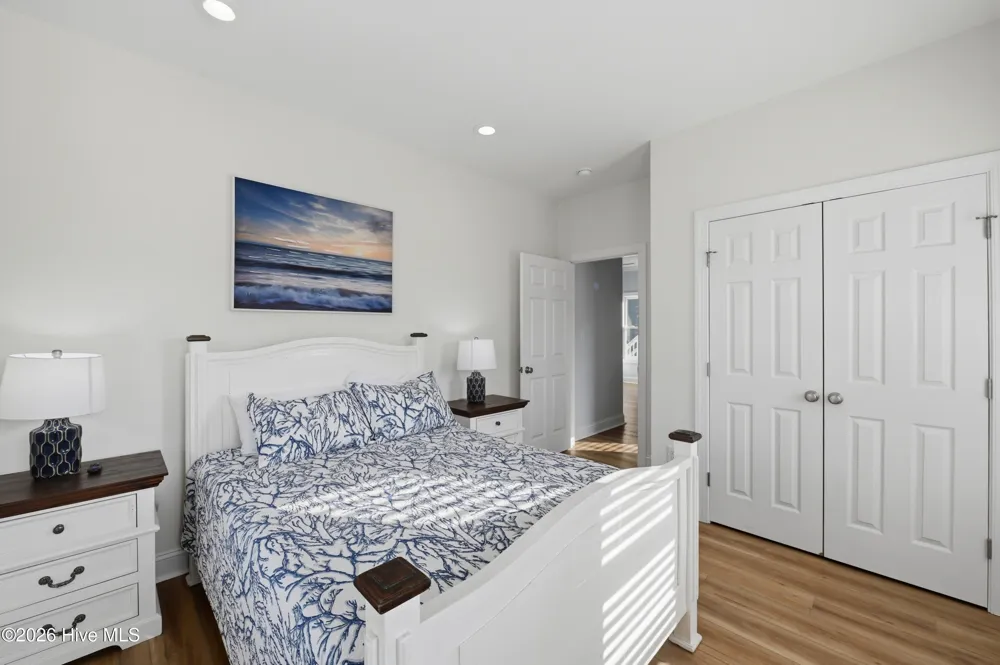 1617 S Shore Drive Surf City, NC 28445