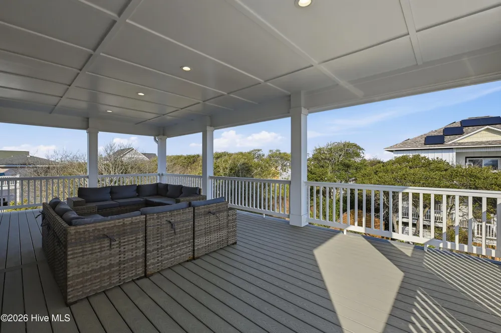 1617 S Shore Drive Surf City, NC 28445