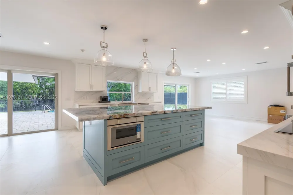 14341 SW 78th Ct Palmetto Bay, FL 33158