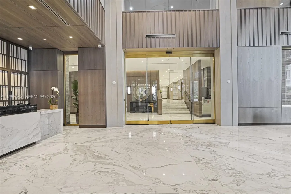 10175 Collins Ave #1207 Bal Harbour, FL 33154