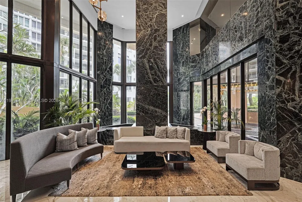 10175 Collins Ave #1207 Bal Harbour, FL 33154