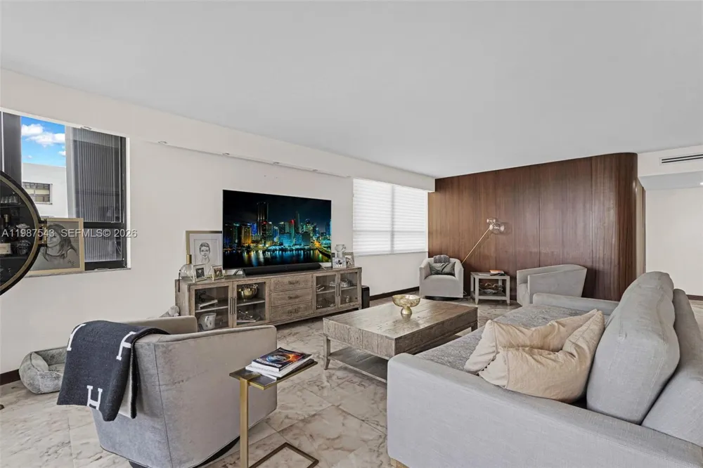 10175 Collins Ave #1207 Bal Harbour, FL 33154
