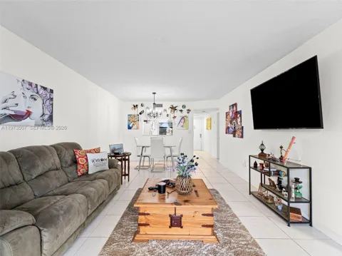 901 Colony Point Circle #304