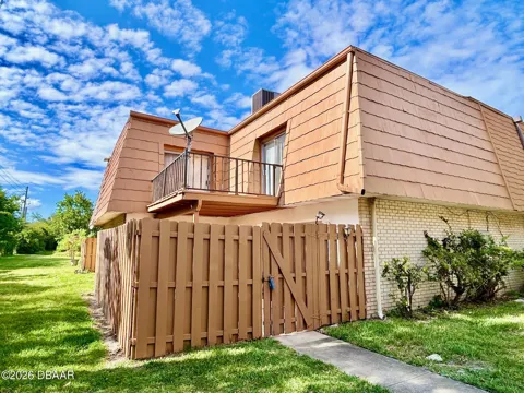 122 Moonstone Court