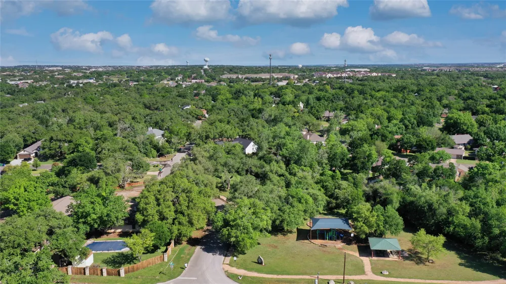 504 Prize Oaks Drive Cedar Park, TX 78613