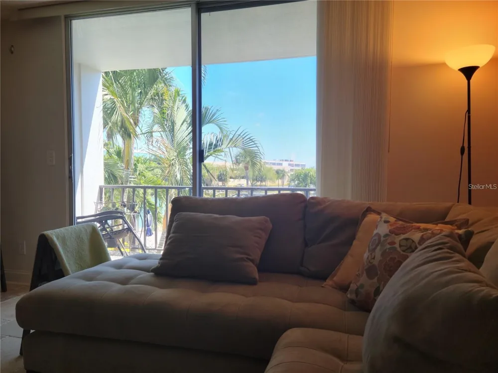 7405 BAY ISLAND DRIVE S #224 South Pasadena, FL 33707