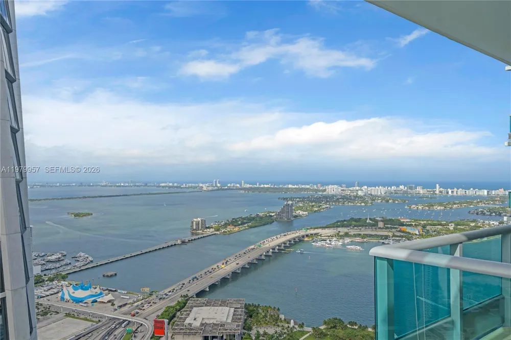 900 Biscayne Blvd #PH6109 Miami, FL 33132