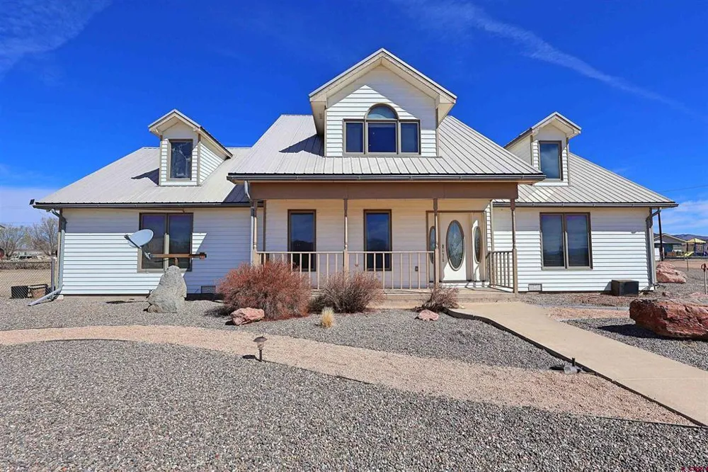 604 9th Street Blanca, CO 81123