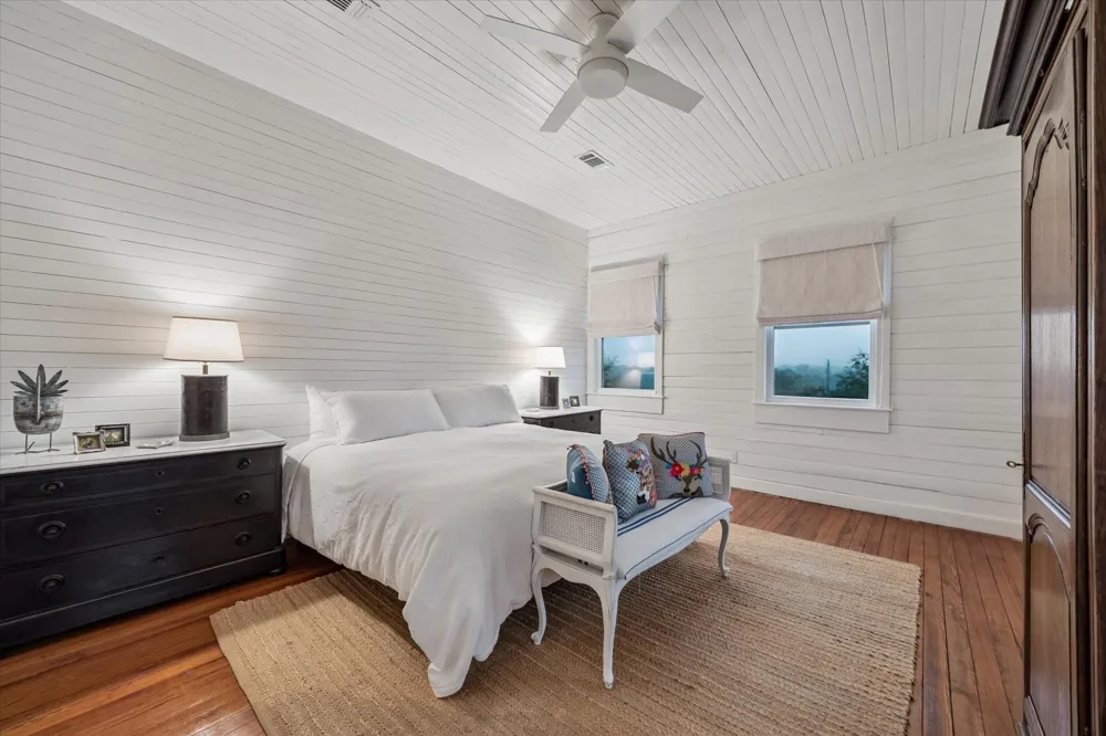 895 S Weyand Road Round Top, TX 78954