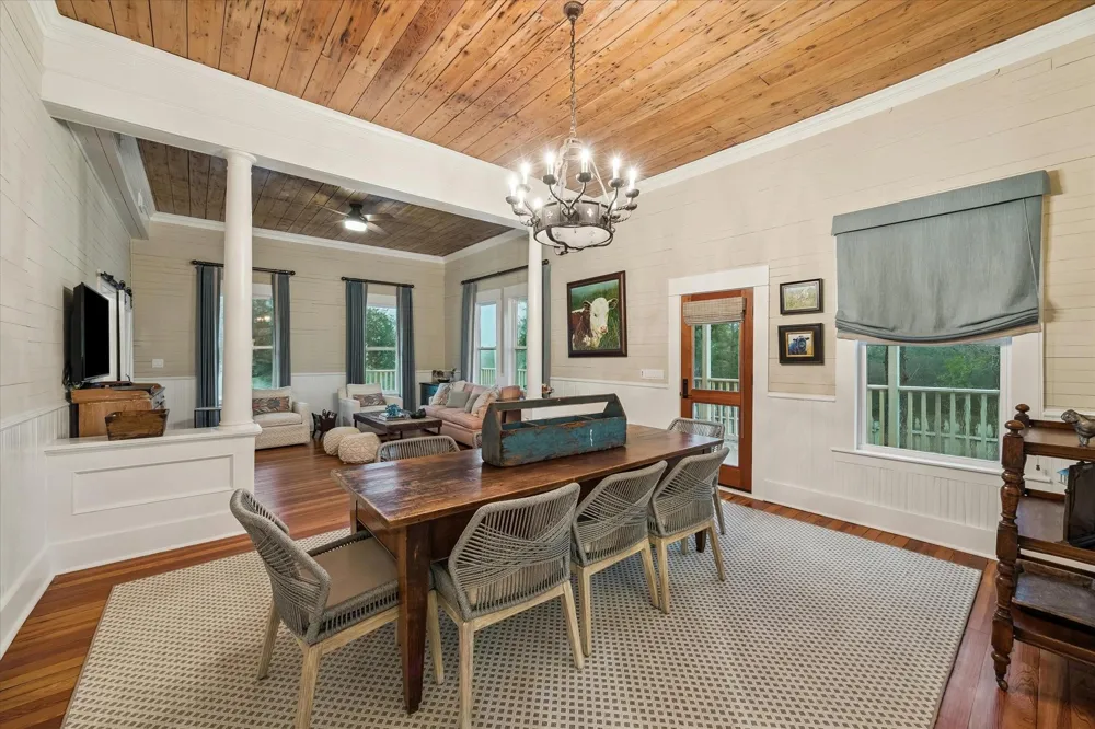 895 S Weyand Road Round Top, TX 78954