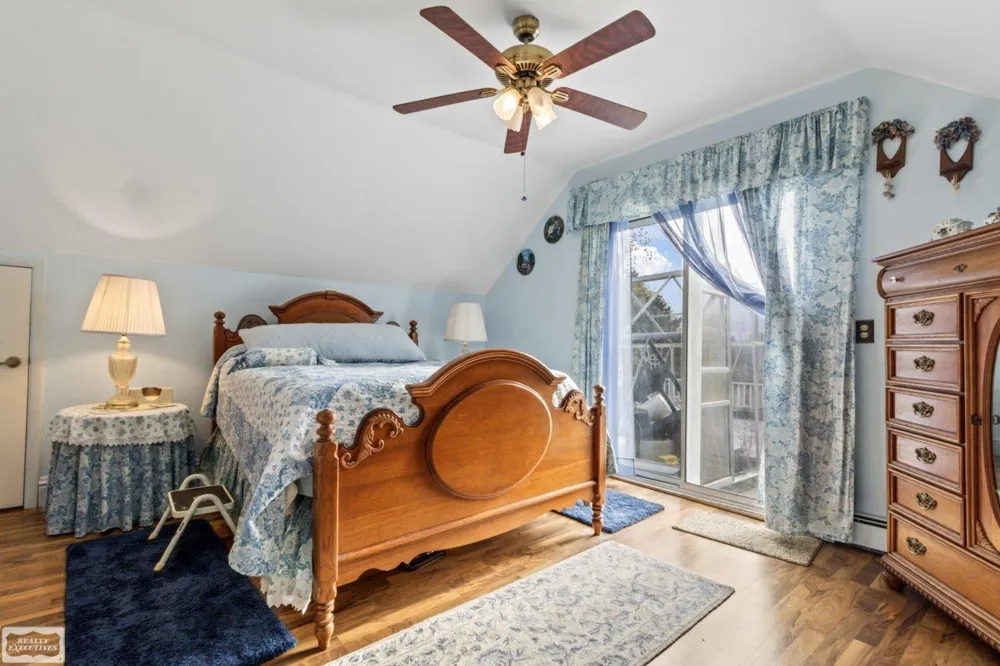 5405 S Lakeshore Road Sherman Township, MI 48441