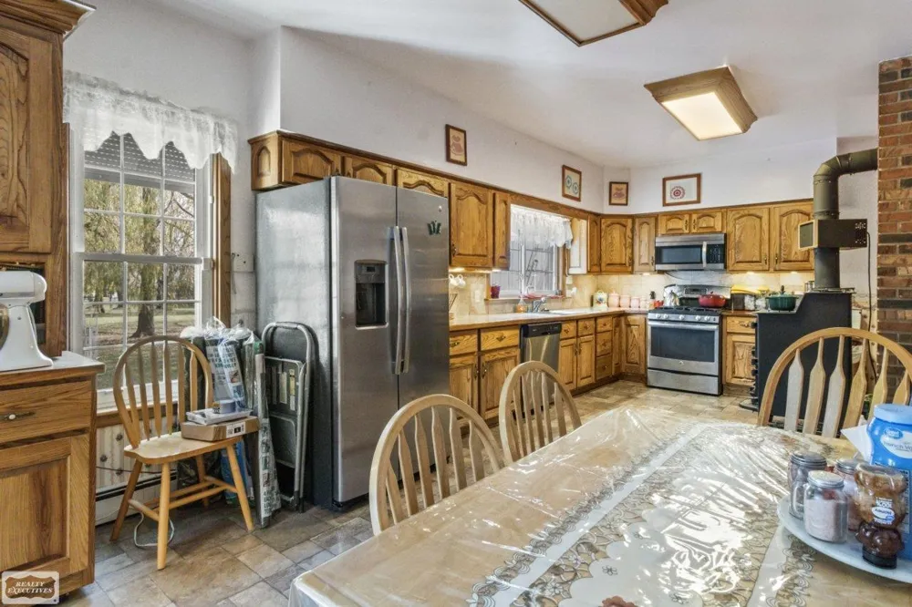 5405 S Lakeshore Road Sherman Township, MI 48441