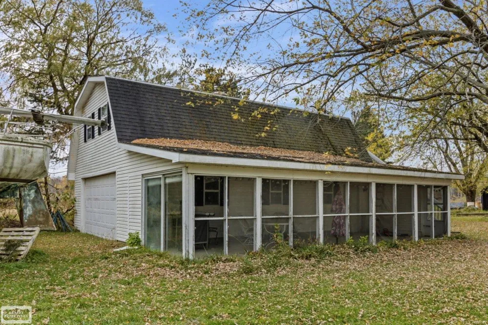 5405 S Lakeshore Road Sherman Township, MI 48441