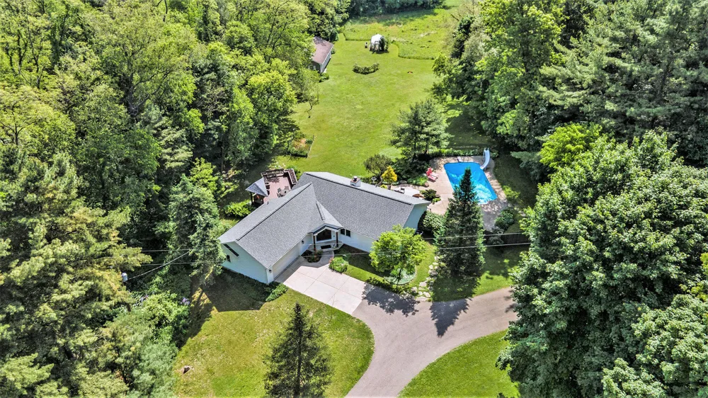 8856 42nd Street Ross Township, MI 49012