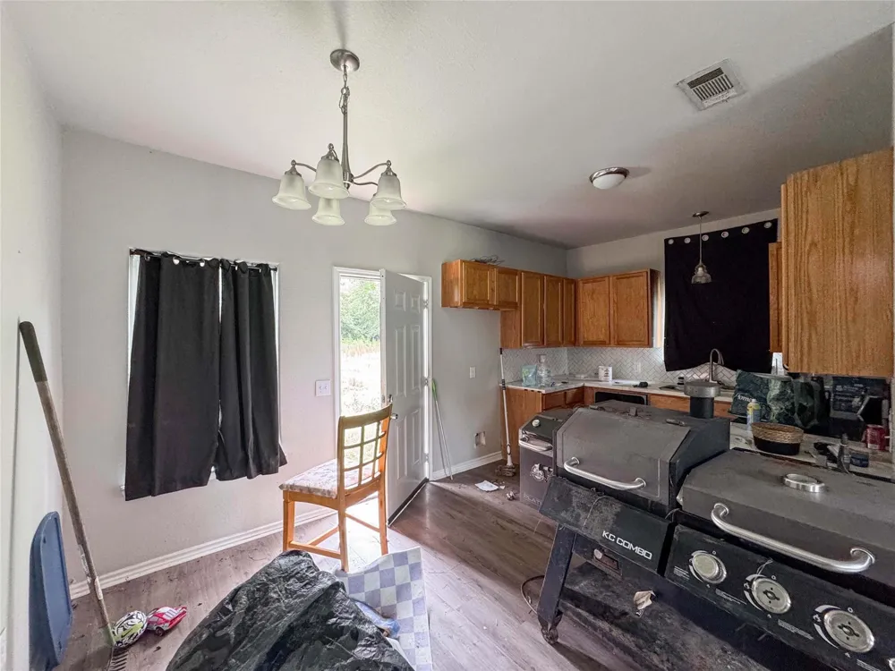 24888 Fm-787 Saratoga, TX 77585