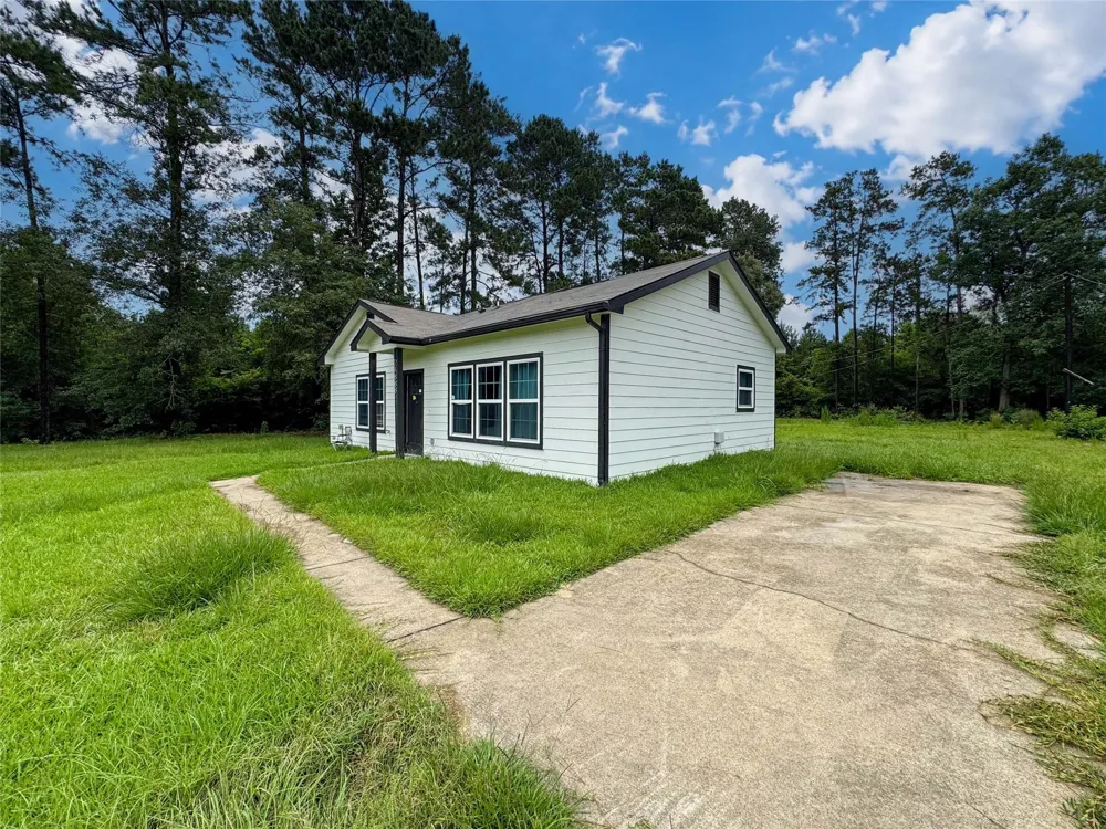 24888 Fm-787 Saratoga, TX 77585