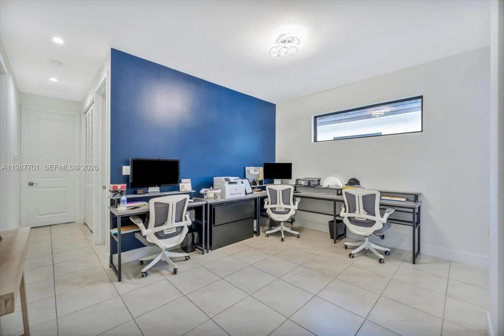 4346 NW 81st Ave Doral, FL 33166