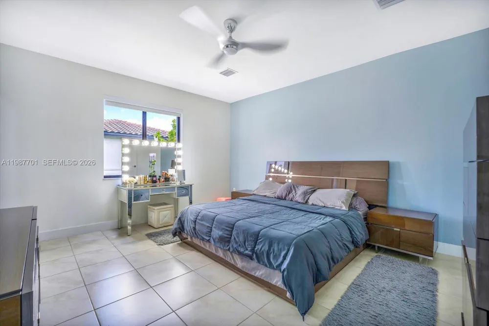 4346 NW 81st Ave Doral, FL 33166